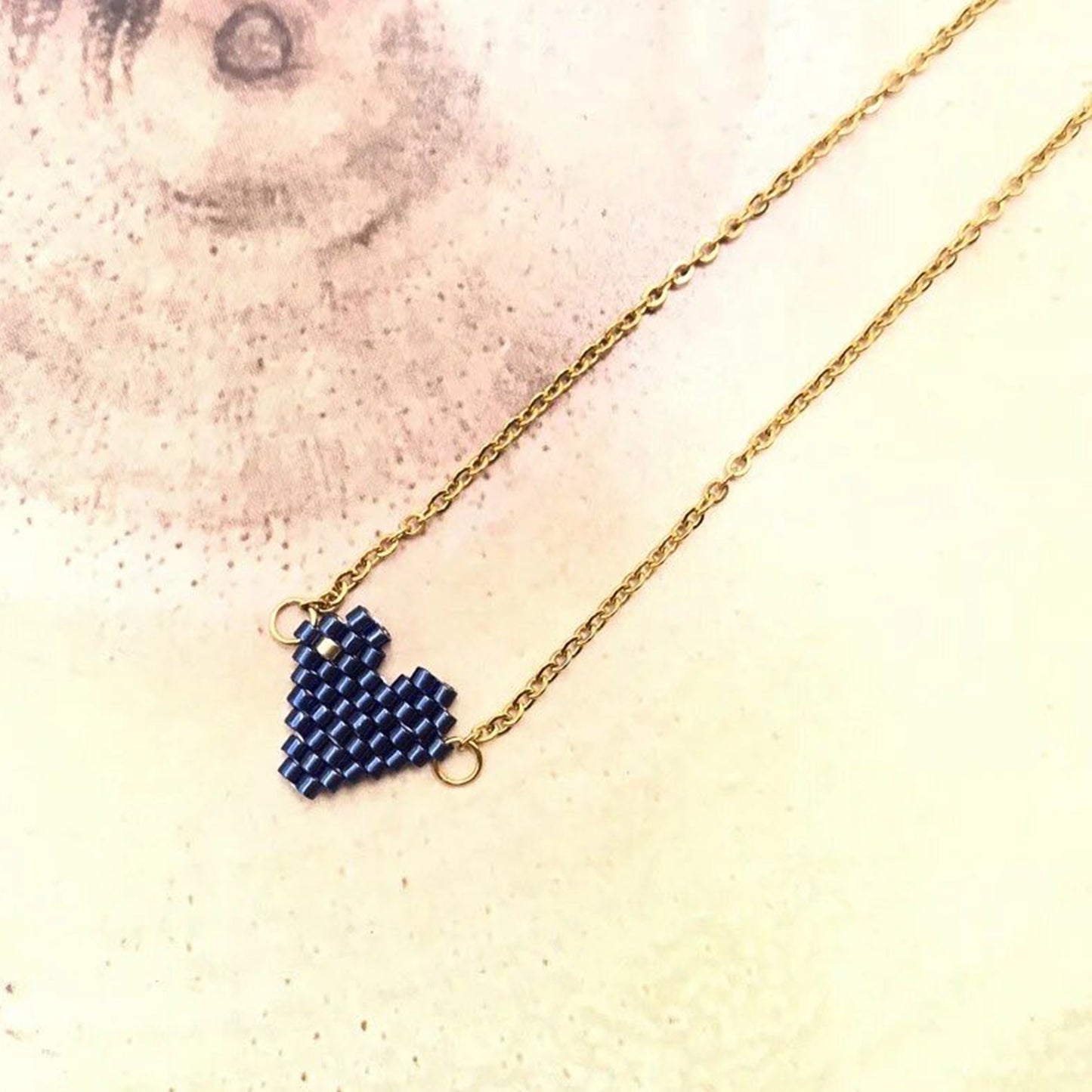 MIYUKI BLACK HEART NECKLACE