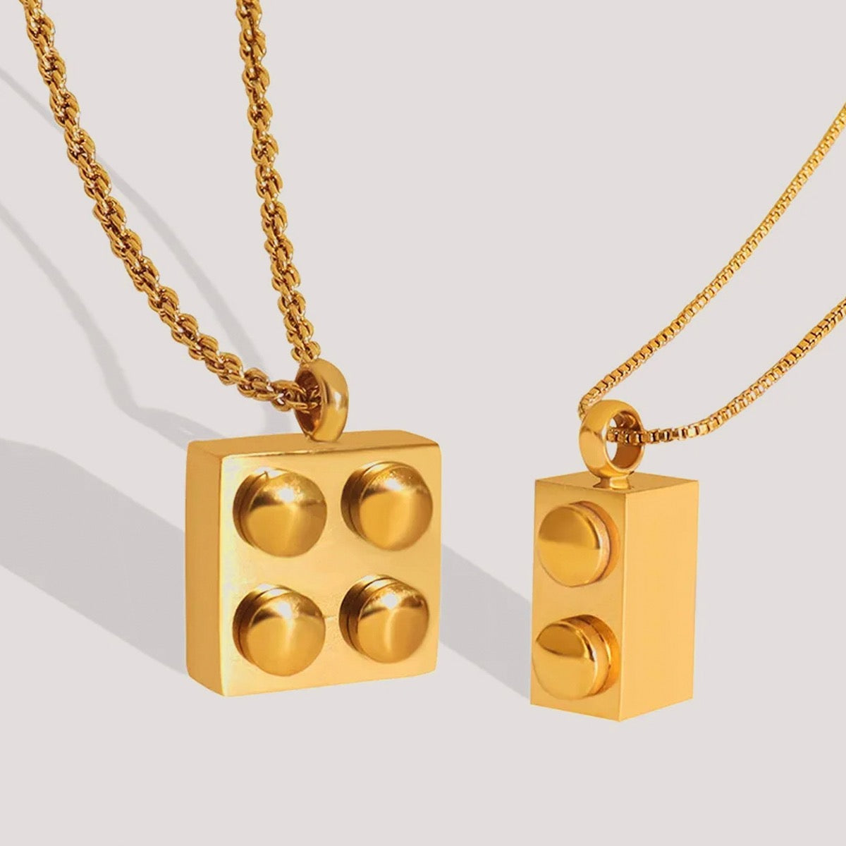 NECKLACE BLOCK