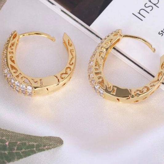 GOLDEN AND SILVER RINGS