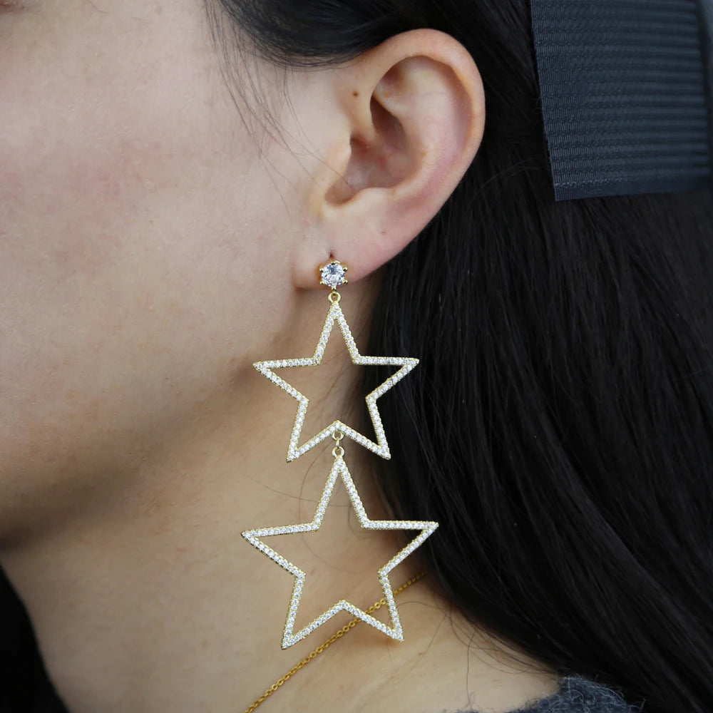 STAR EARRING