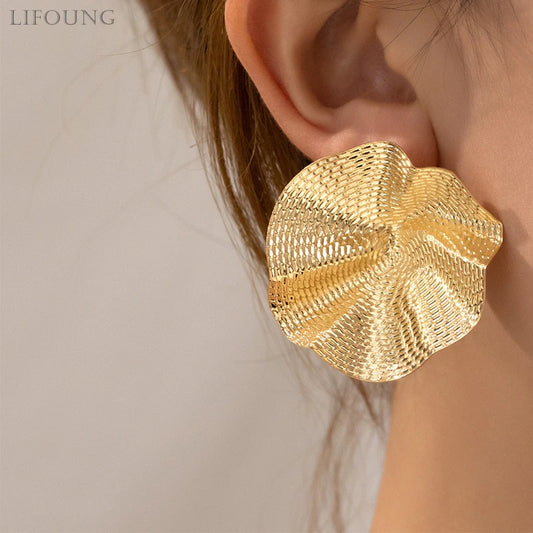 LEAF EARRING